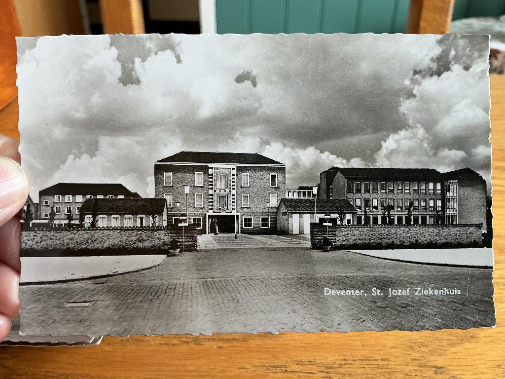 Deventer ziekenhuis, Verzamelen, Ansichtkaarten | Nederland, Verzenden, 1960 tot 1980, Ongelopen, Overijssel