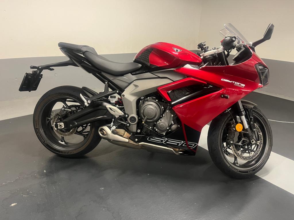 2026 Triumph Daytona 660 Carnival Red BTW