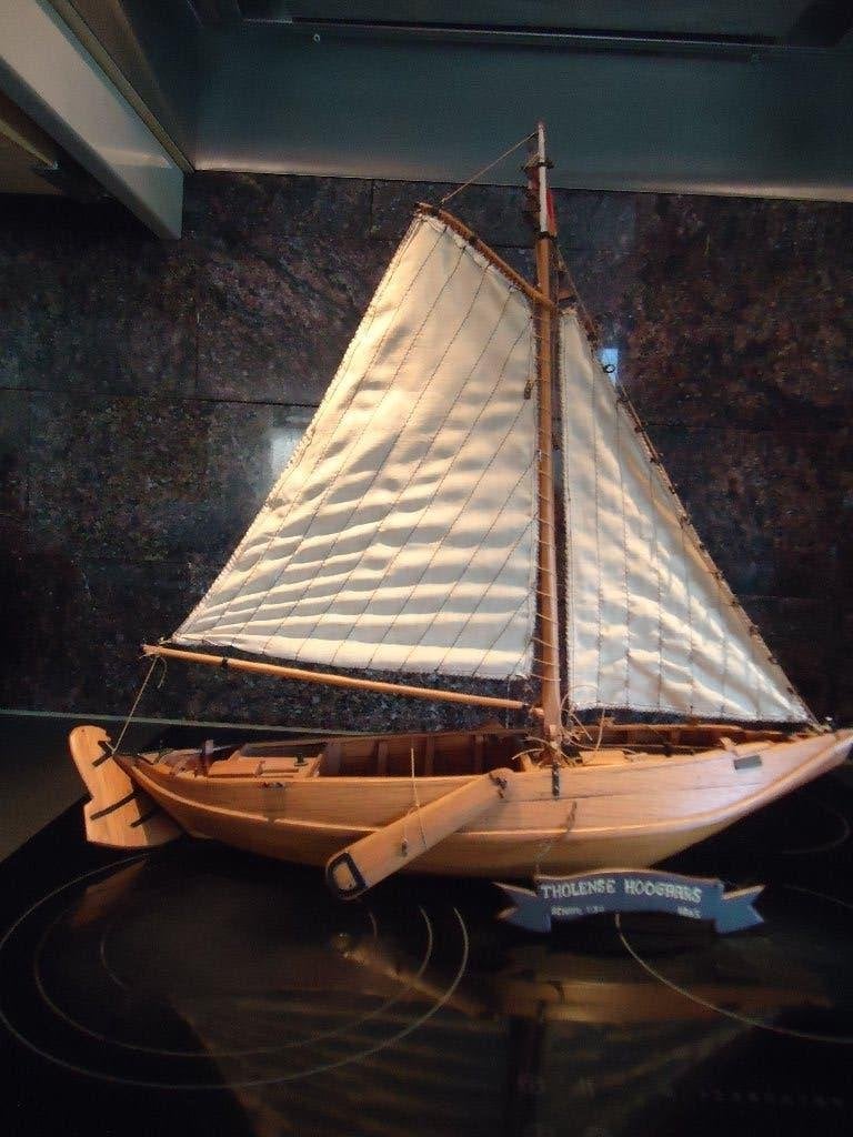 Tholense Hoogaars 1865  schaal 1 op 30 naam schip de TH 35, Verzenden, Gebruikt, Groter dan 1:32