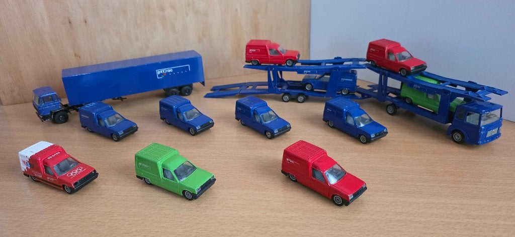 Verzameling unieke PTT miniatuur auto's, Overige merken, Gebruikt, Auto, Verzenden