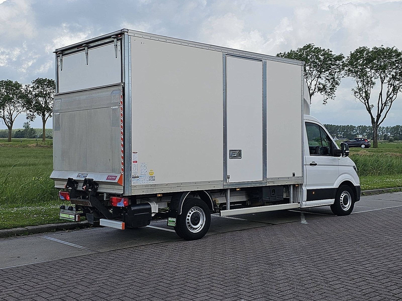 M.A.N. TGE 3.180 bakwagen laadklep!, Auto's, Gebruikt, MAN, Wit, Bedrijf