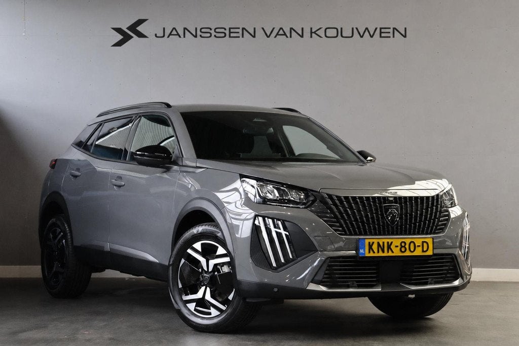 Peugeot 2008 1.2 Hybrid 145 Allure 2+6 jaar Garantie / NIEUW, Auto's, Peugeot, Automatische klimaatregeling, Euro 6, 1199 cc, Leder en Stof