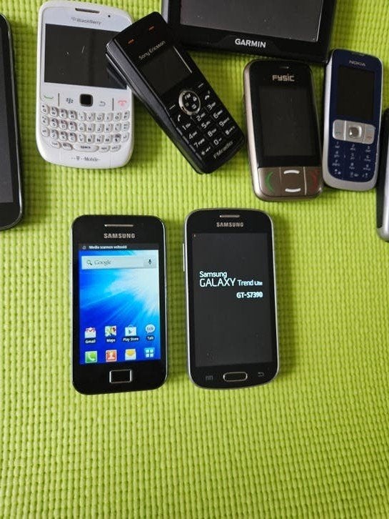 Partij oude telefoons,werking onbekend, Alles voor €29, Gebruikt, Overige modellen, Ophalen of Verzenden, Zonder simlock