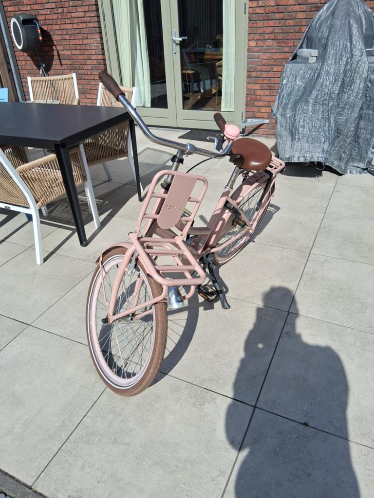 Nogan Meisjesfiets 24 inch - Roze, Fietsen en Brommers, Fietsen | Dames | Damesfietsen, Terugtraprem, Zo goed als nieuw, Minder dan 47 cm