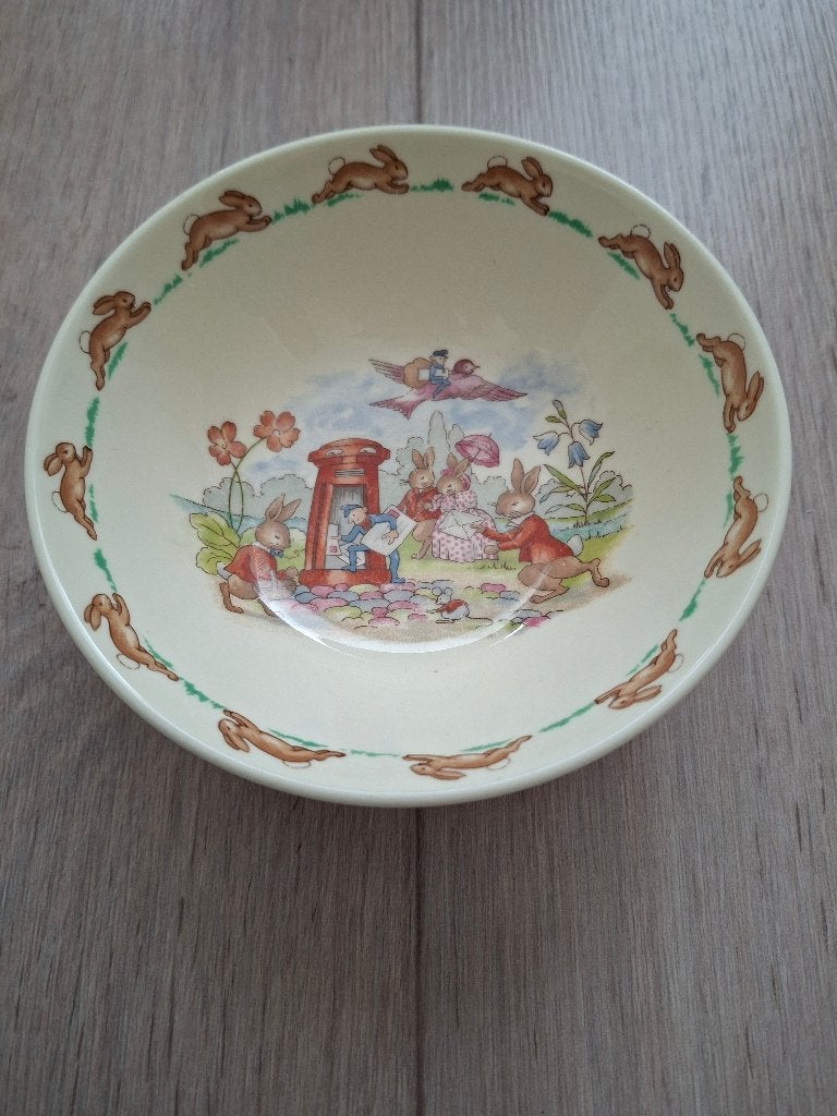 Schaaltje / kom Bunnykins Royal Doulton Post Box Mail, Ophalen, Zo goed als nieuw