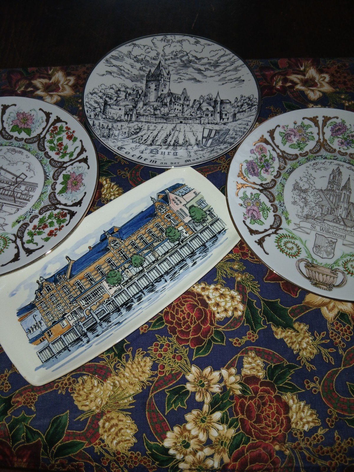 Diverse decoratieve borden en schalen, Antiek en Kunst, Ophalen of Verzenden