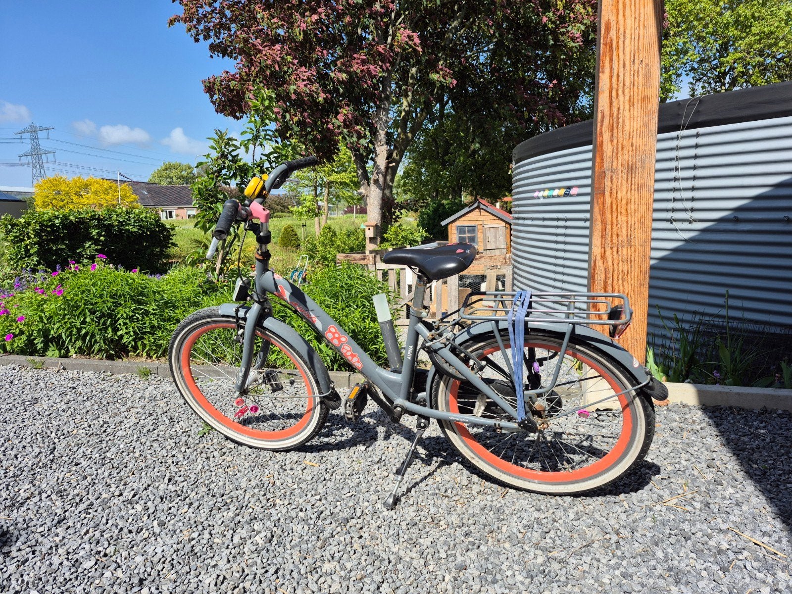 Alpina meisjesfiets 22 inch, Fietsen en Brommers, Fietsen | Meisjes, 22 inch, Gebruikt, Velgrem, Alpina