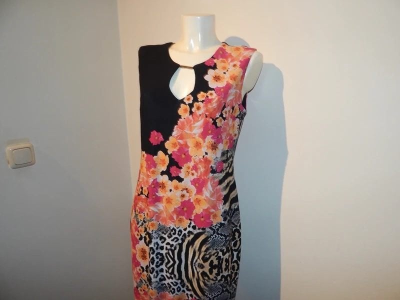 Joseph Ribkoff mooie bloemen jurk hardware deel hals 40, Maat 38/40 (M), Joseph Ribkoff, Zo goed als nieuw, Knielengte