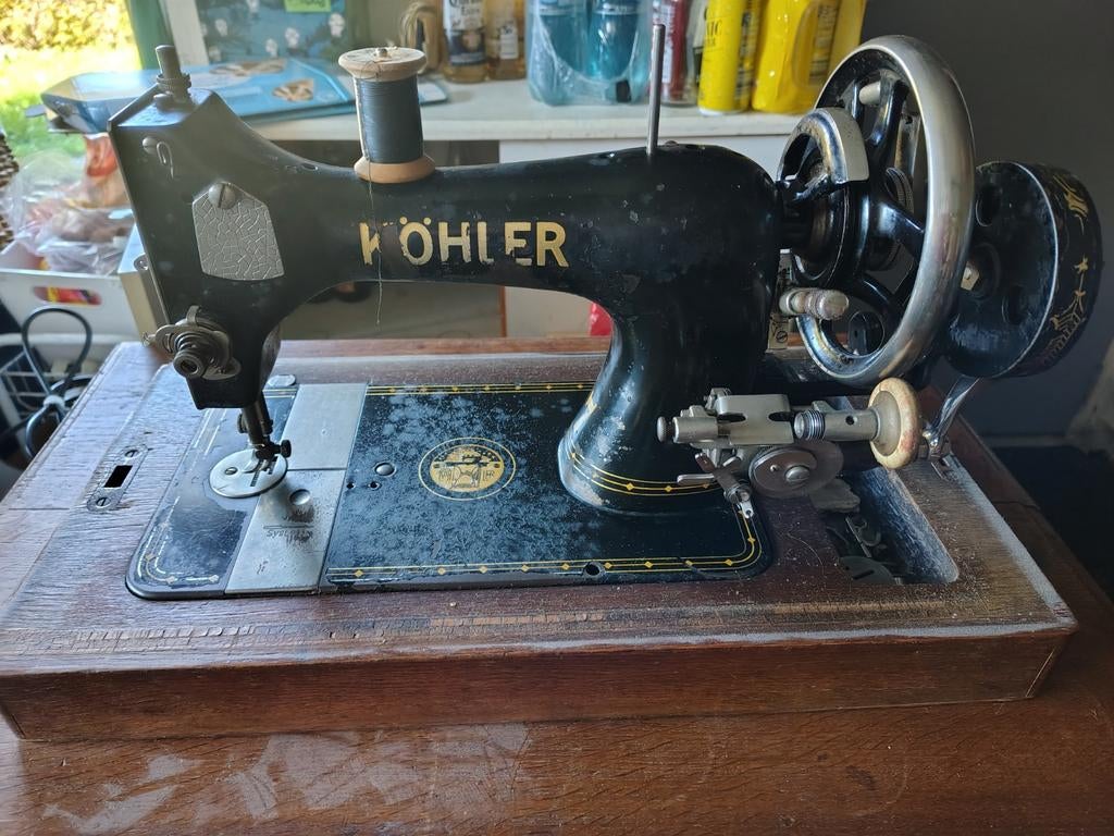 Antieke Köhler Naaimachine - Decoratief of voor Restauratie, Antiek en Kunst, Antiek | Naaimachines, Ophalen