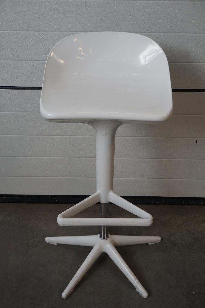 Kartell spoon barkrukken barkruk krukken kruk | 4 stuks, Huis en Inrichting, Barkrukken, Kunststof, Gebruikt, 60 tot 90 cm, Ophalen of Verzenden