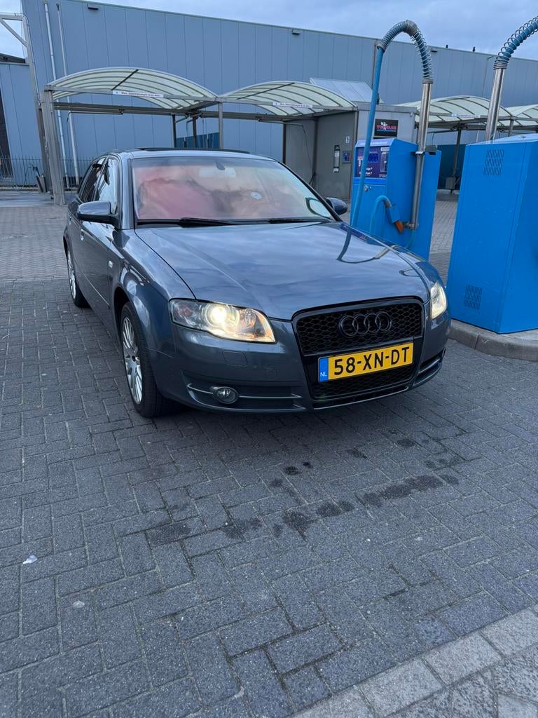 Audi A4 2006 Grijs, Zwart, A4, 163 pk, Leder