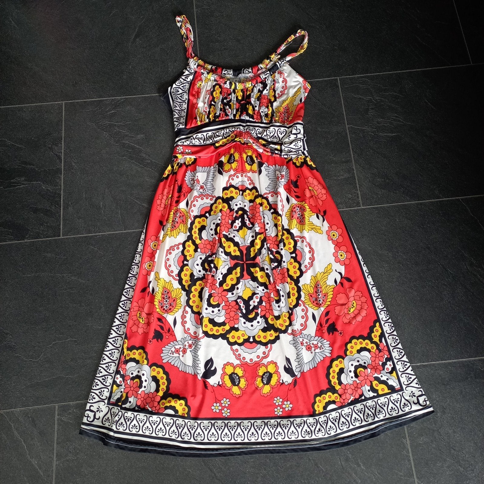 super leuk merk jurkje maat S koopje nu, Kleding | Dames, Overige kleuren, Ophalen of Verzenden, Zo goed als nieuw, Knielengte