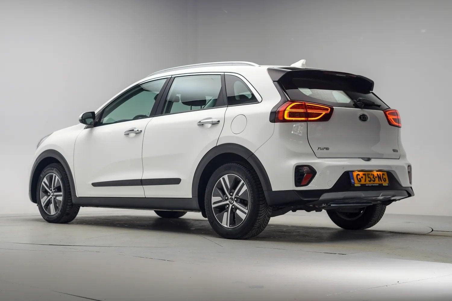 Kia Niro 1.6 GDi Hybrid DynamicLine [ Navi Camera Apple/Andr, Auto's, Automaat, Gebruikt, Wit, Hybride Elektrisch/Benzine