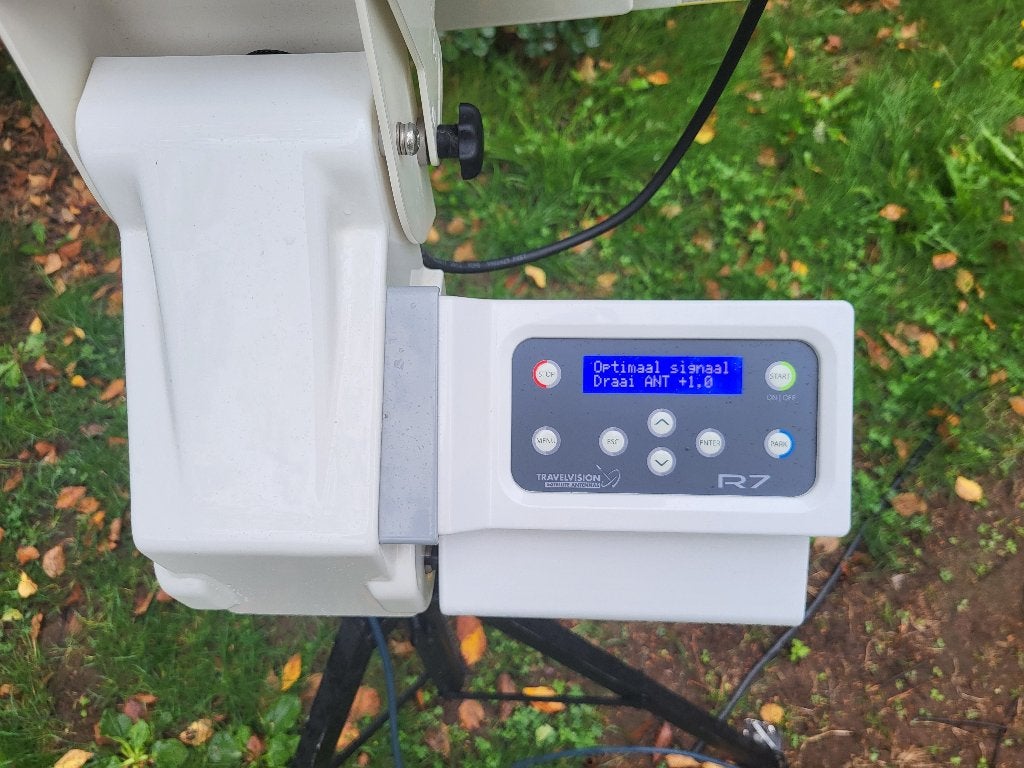 Travel Vision R7Flat, Ophalen, Gebruikt, (Schotel)antenne, Overige merken