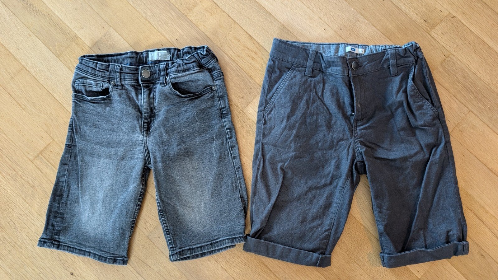 2 korte broeken WE en Shoeby/Mitch maat 146/152, Broek, Gebruikt, Ophalen of Verzenden, WE, Shoeby/Mitch
