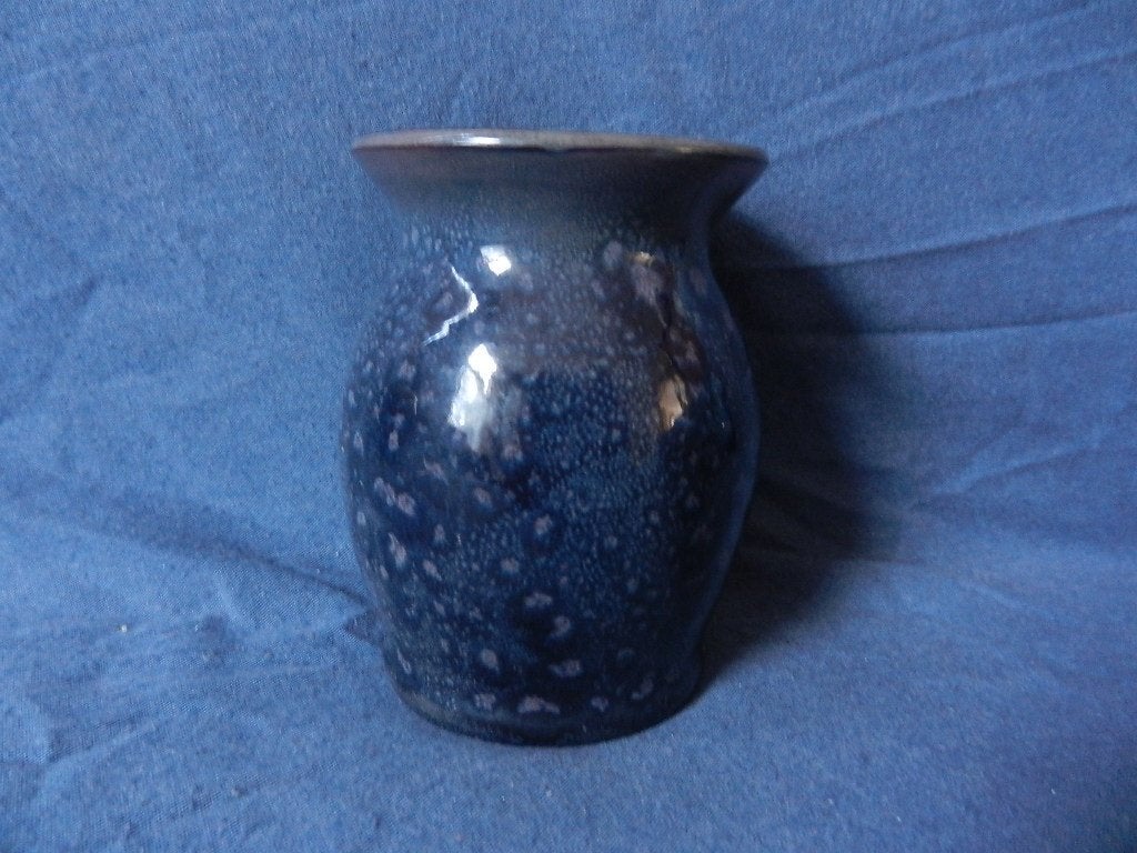 Fraai aardewerk vaasje Katwijk Klinkenberg H vd Voet h 10 cm, Ophalen of Verzenden