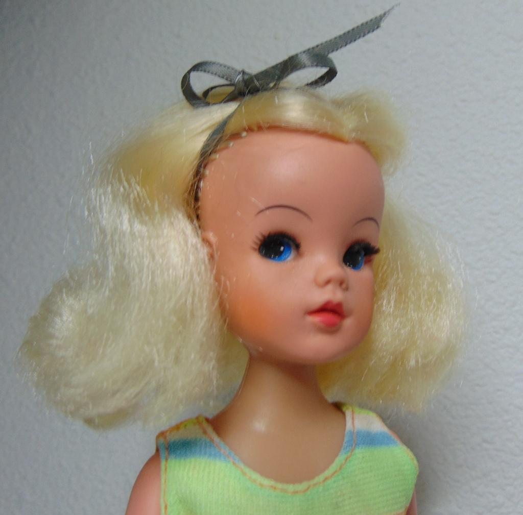 Mooie Funtime Sindy 1973, Verzamelen, Poppen, Ophalen of Verzenden, Gebruikt, Pop