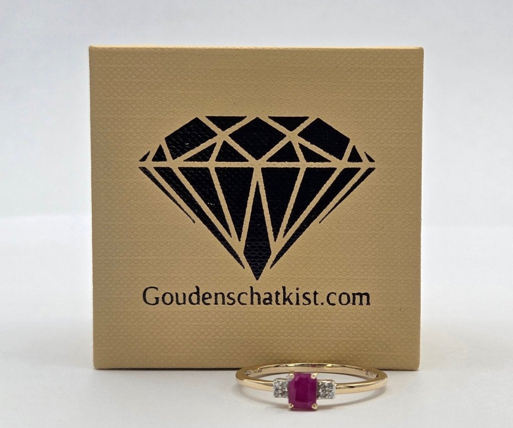 Gouden Vintage ring edelstenen robijn en diamant. 2026/485, Sieraden, Tassen en Uiterlijk, Ophalen of Verzenden, Goud, Ring, Met edelsteen