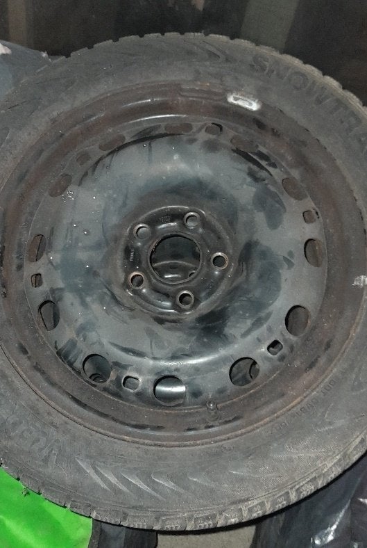 (Wieldoppen=opgehaald )banden staal velg, Auto diversen, Wieldoppen, Ophalen, Gebruikt
