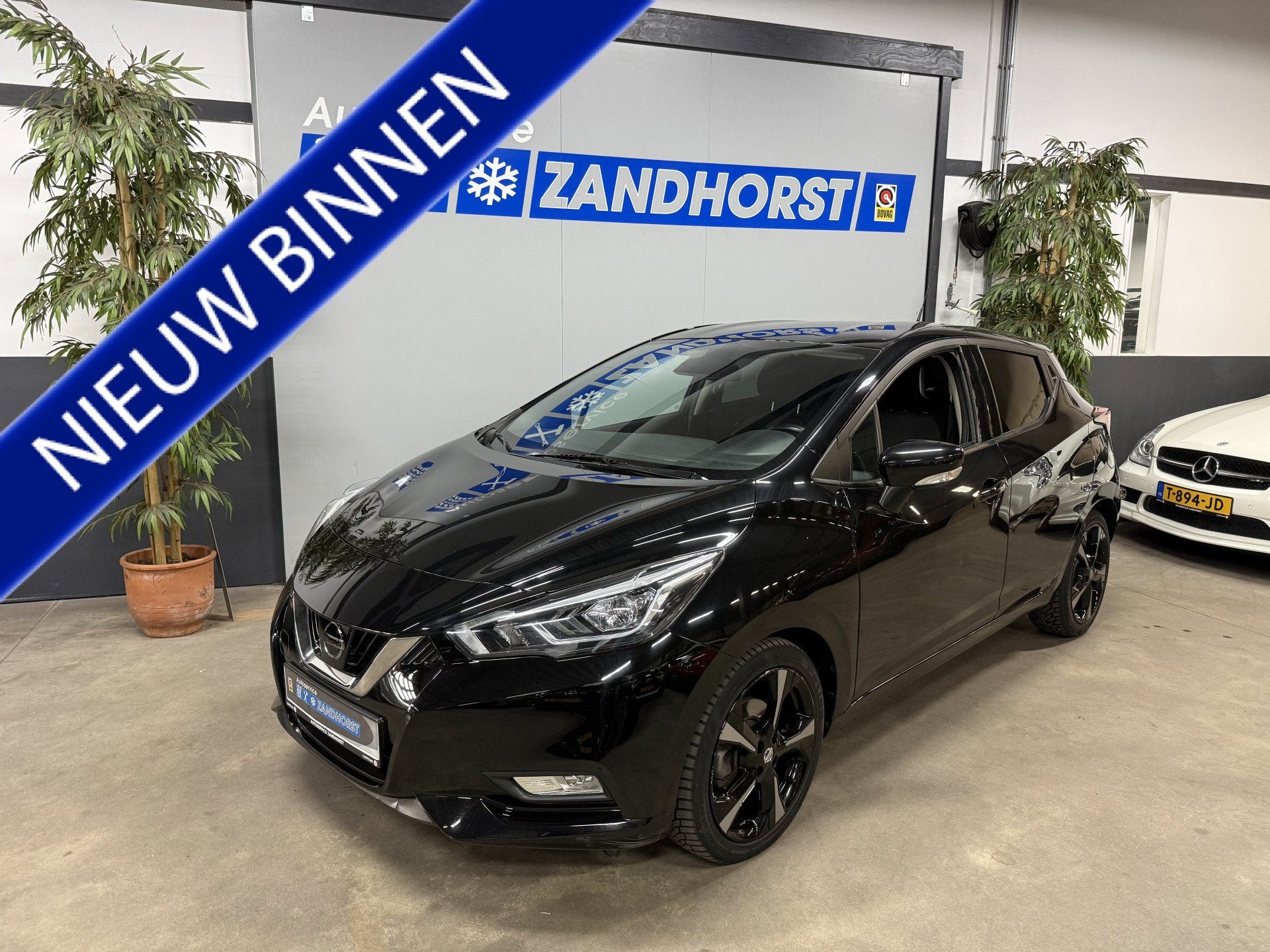 Nissan Micra 1.0L Acenta // Led koplampen // Navi // Ecc, Gebruikt, Zwart, Origineel Nederlands, Handgeschakeld