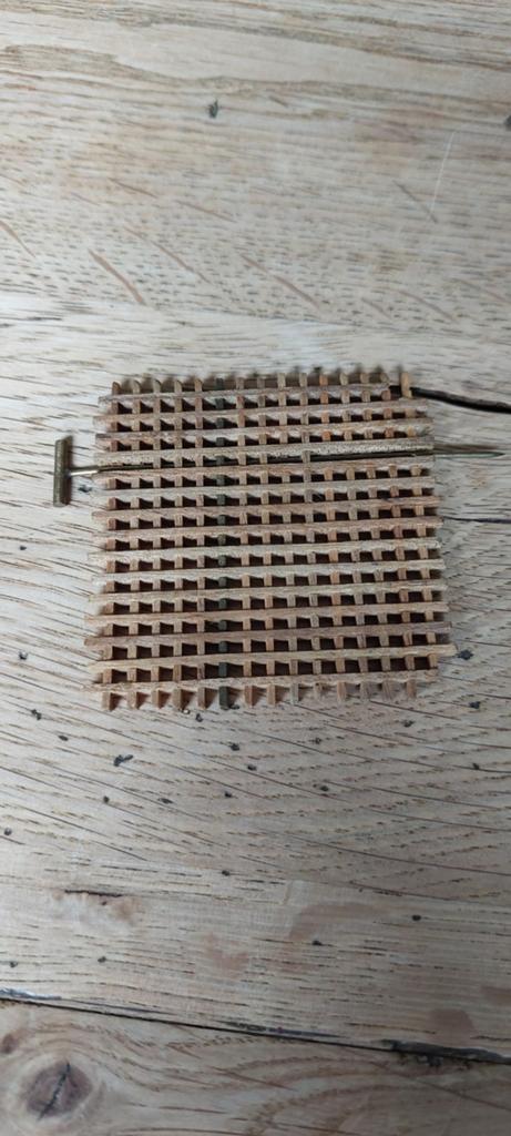 Houten broche Hans Appenzeller - Uniek design, Overige materialen, 4 tot 7 cm, Gebruikt, Bruin