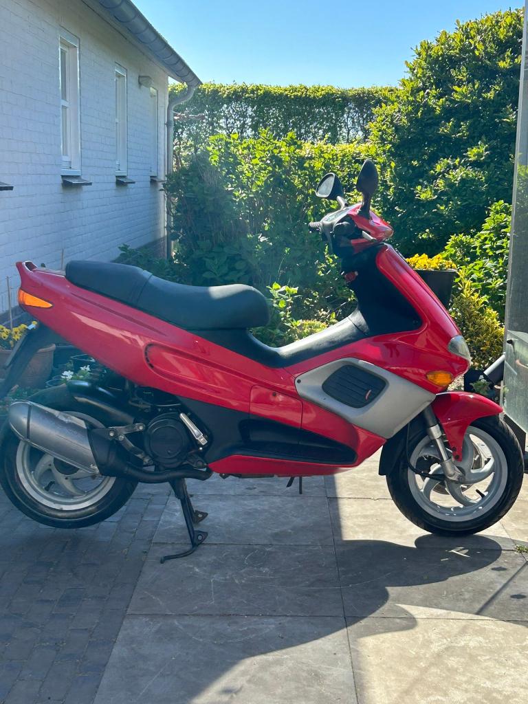 ⭐️Gilera runner 50cc 2 takt darkdream rood netjes⭐️, Niet ingevuld, Niet ingevuld, Niet ingevuld