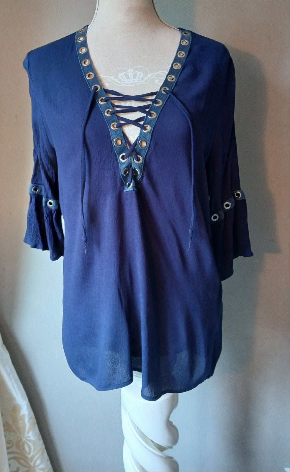 Studio Mo Donkerblauw Truitje/Blouse met V-hals en Veter, Kleding | Dames, Studio Mo, Ophalen of Verzenden