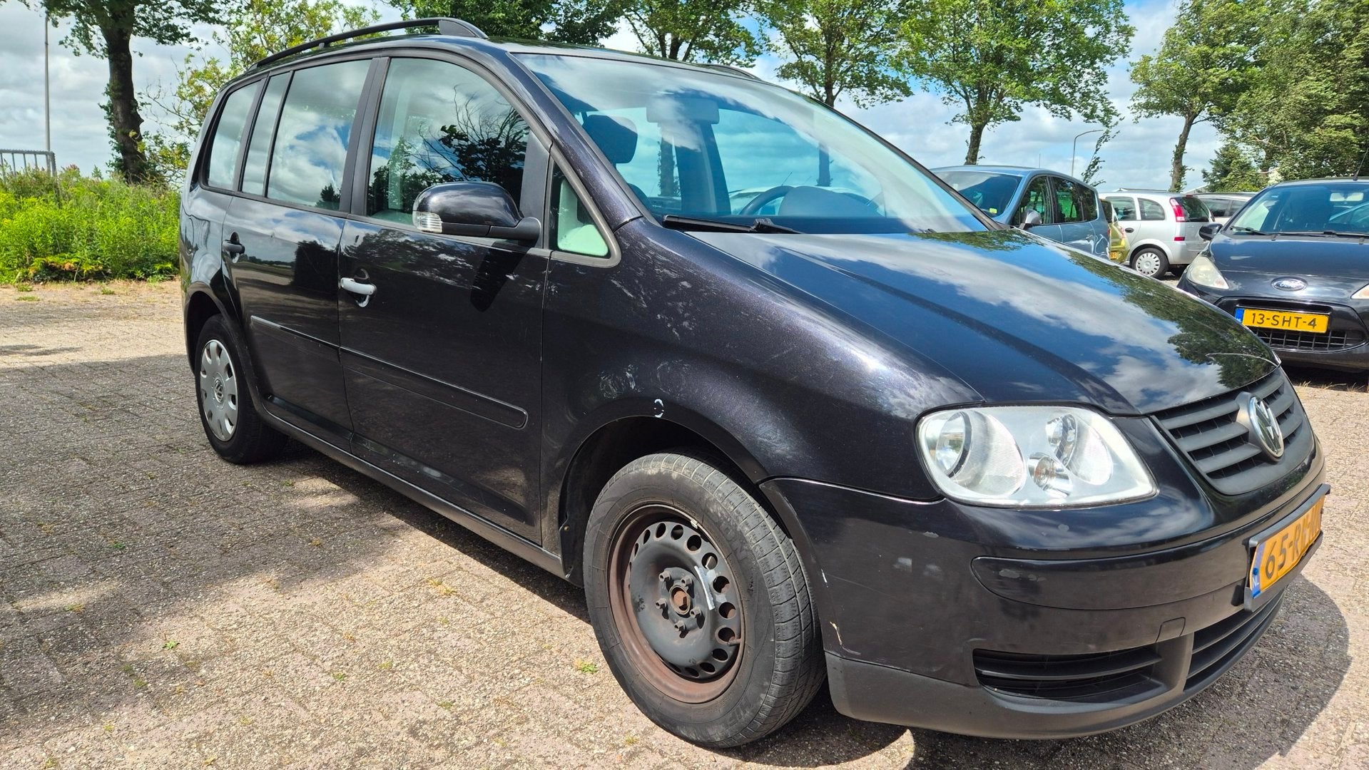 Volkswagen Touran 1.6 Business KOUDE AIRCO APK, 4 cilinders, Zwart, Handgeschakeld, Euro 4