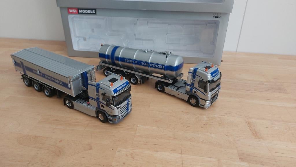 Wsi SET  Berkhof mesttrailer / kipper, Ophalen of Verzenden, Zo goed als nieuw, Bus of Vrachtwagen, Wsi