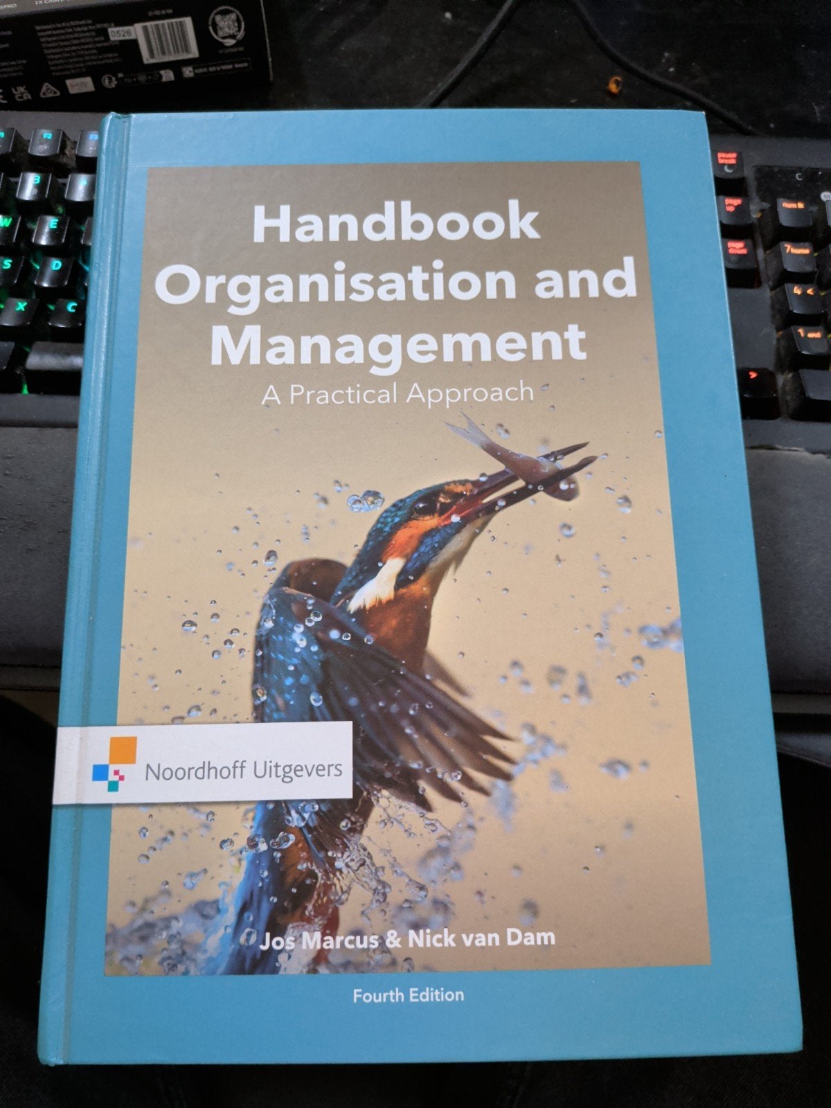 Handbook Organisation and Management - 4th Edition, Jos Marcus & Nick van Dam, Zo goed als nieuw, Gamma, HBO