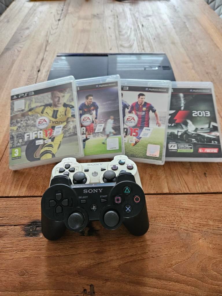 Playstation 3 - 500GB - 4 spellen - 2 controllers, Spelcomputers en Games, Spelcomputers | Sony PlayStation 3, Ophalen, 500 GB