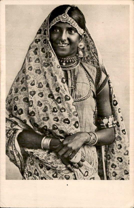 Hindoestaanse vrouw - Suriname - 1950, Verzenden, Voor 1920, Ongelopen, Noord-Holland