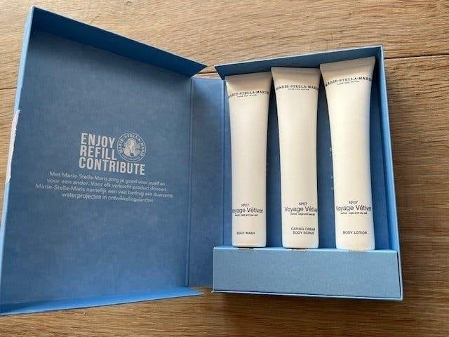 Giftsset Marie Stella Maris met 3 tubes van 150 ml. Nieuw!, Sieraden, Tassen en Uiterlijk, Ophalen, Nieuw, Bad & Douche