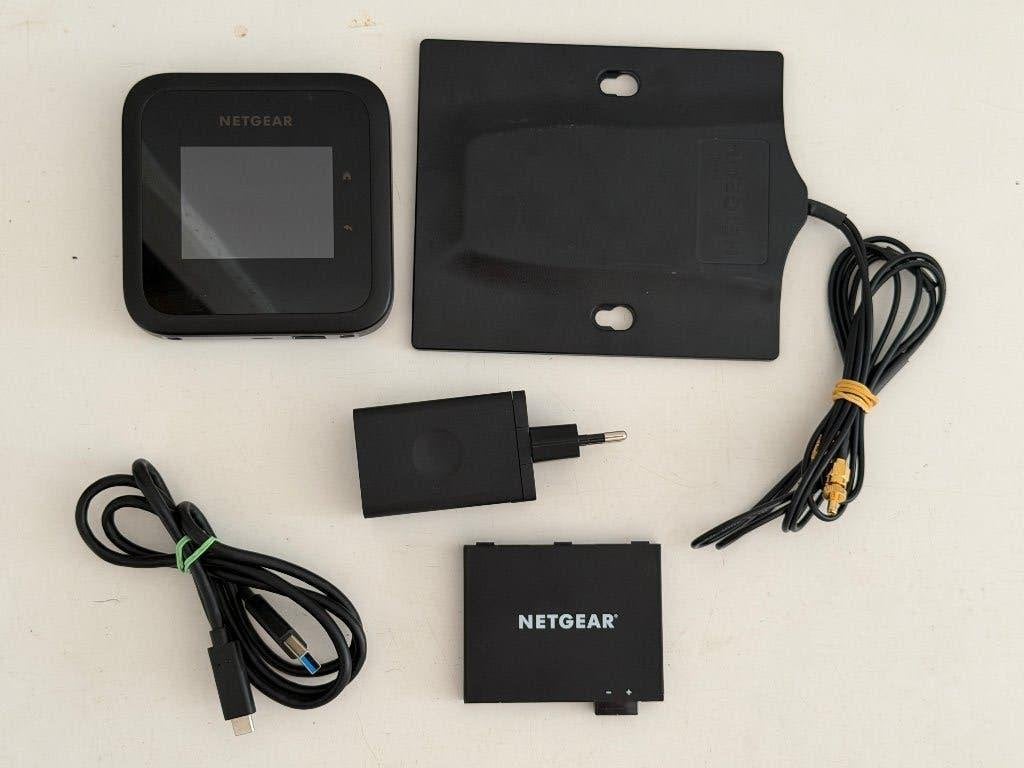 Netgear Nighthawk M6 Pro , 5G MiFi Router, 2,5Gbit/s MR6450, Computers en Software, Routers en Modems, Ophalen of Verzenden, Gebruikt