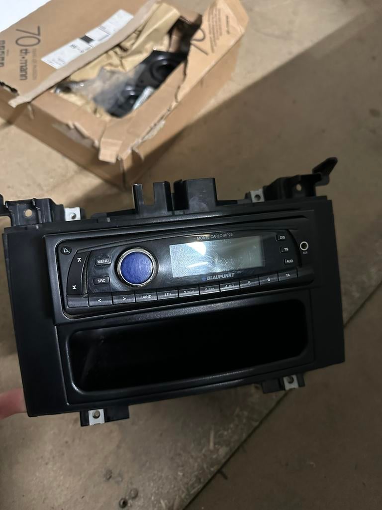 Mercedes sprinter radio, Auto-onderdelen, Dashboard en Schakelaars, Ophalen of Verzenden, Gebruikt