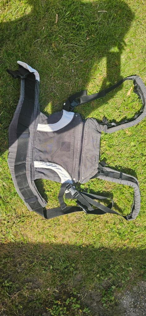 Comfortabele draagzak voor baby's en peuters, Kinderen en Baby's, Babydragers en Draagdoeken, Overige merken, Gebruikt, Buik of Rug