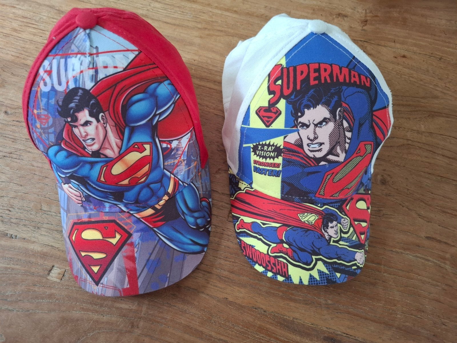 2 Superman petten voor kinderen, Kinderen en Baby's, Babykleding | Petten en Hoeden, Jongetje of Meisje, Superman, Ophalen of Verzenden