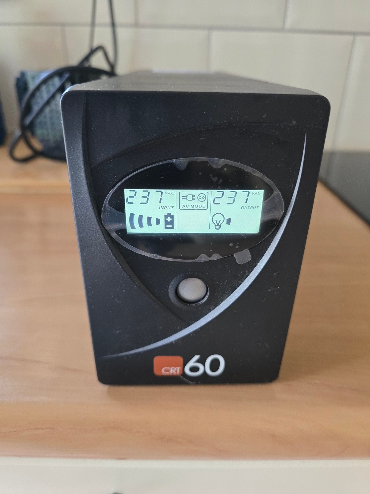 UPS 240V CRT60 Noodvoeding - Ononderbroken Stroomvoorziening, Ophalen of Verzenden