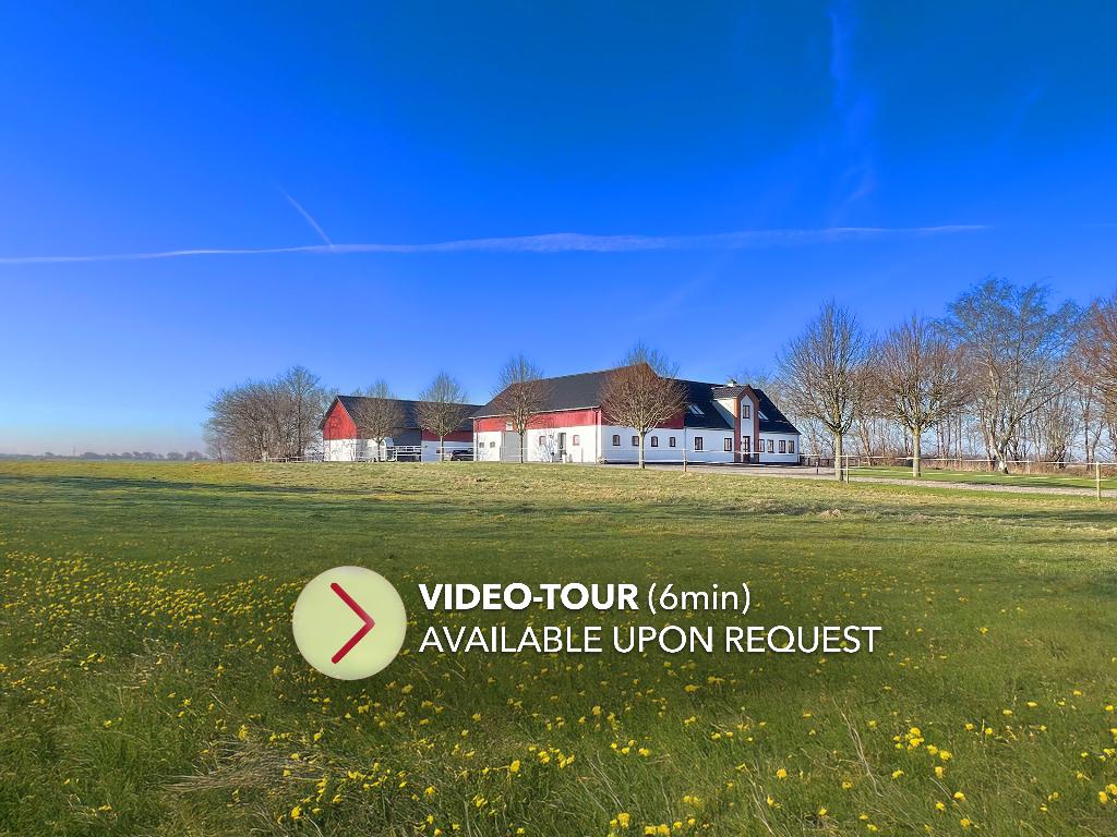 Karaktervolle hoeve 1,18 ha + paardenstallen — Tønder (DK), Huizen en Kamers, Buitenland, 222 m², Denmarken, Verkoop zonder makelaar