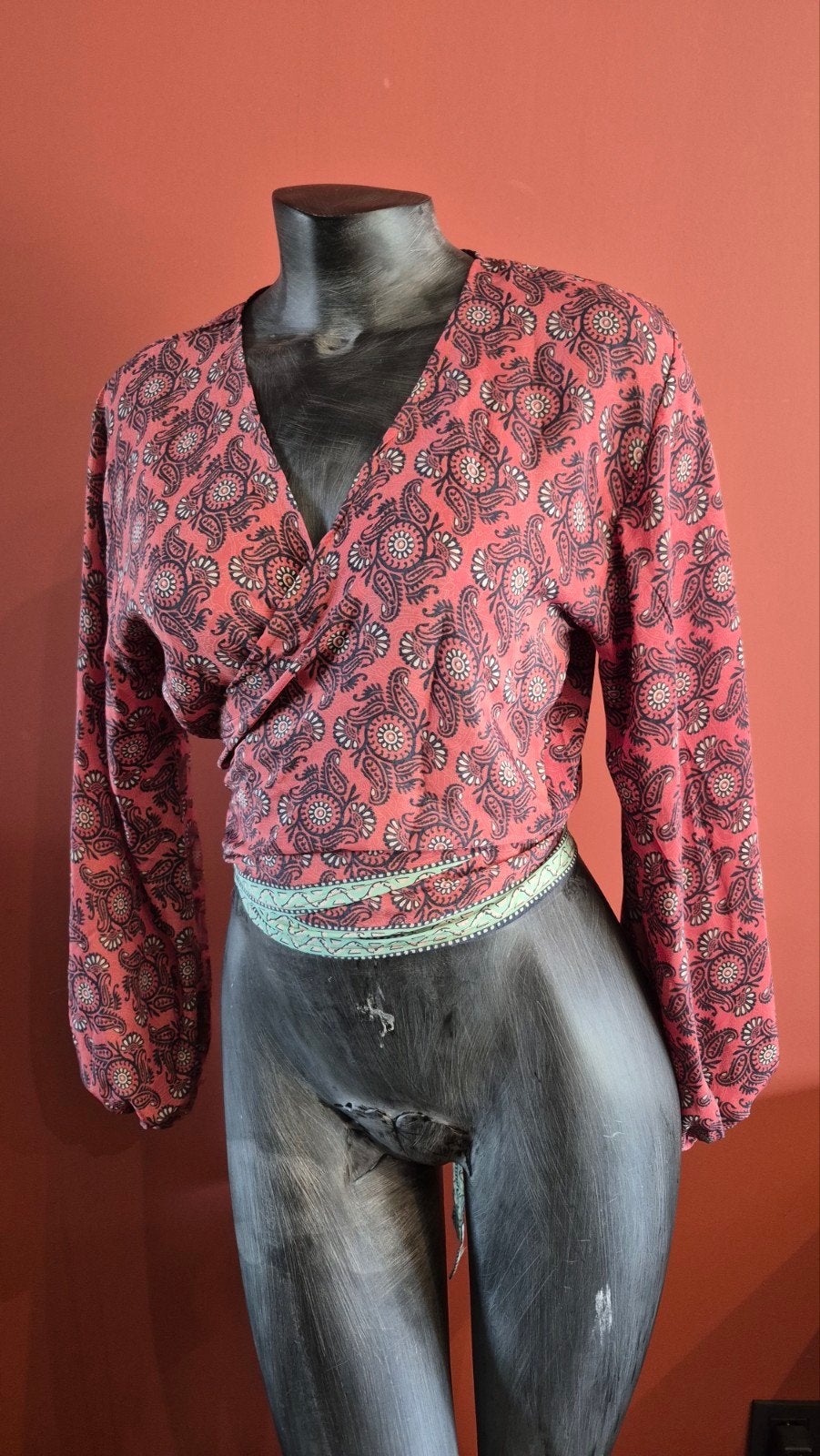 Zijde overslag top met paisley print - Bindi Bindi, Maat 38/40 (M), Bindi Bindi, Ophalen of Verzenden, Zo goed als nieuw