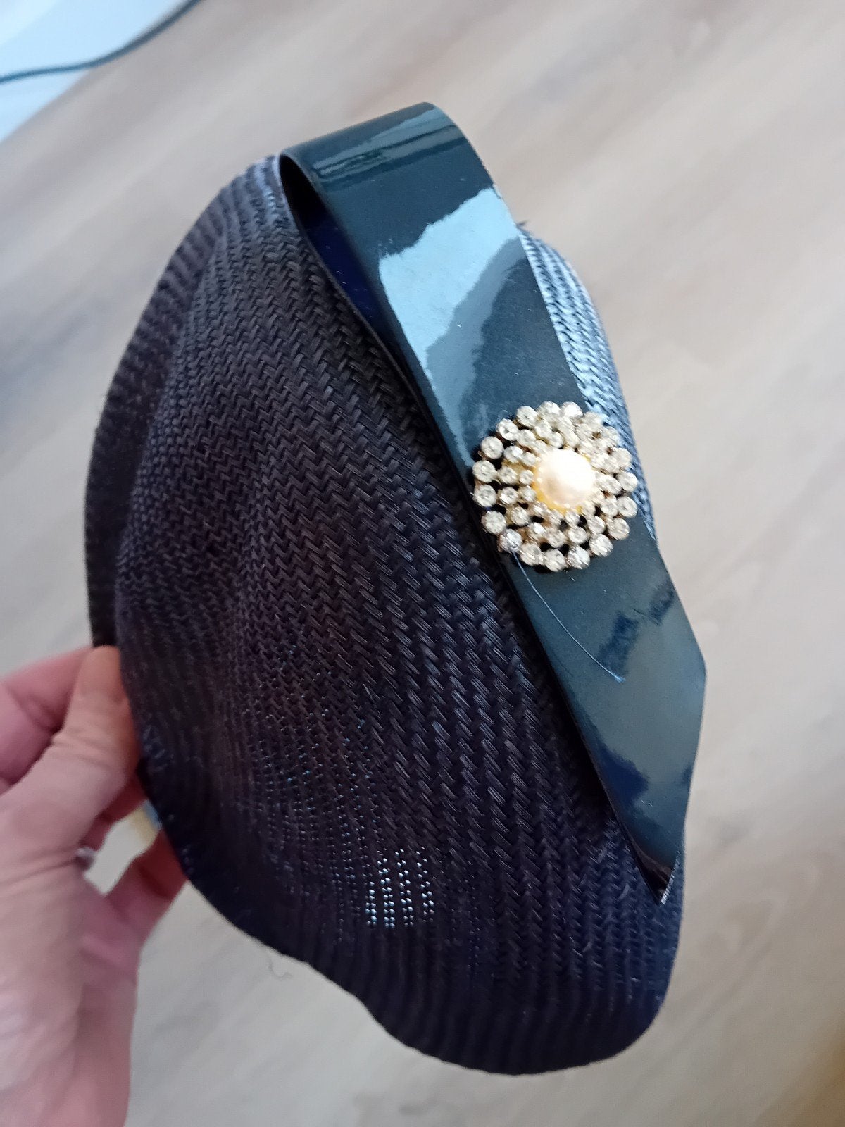 Donkerblauwe hoed met decoratie, Hoed, One size fits all, Ophalen of Verzenden, Onbekend