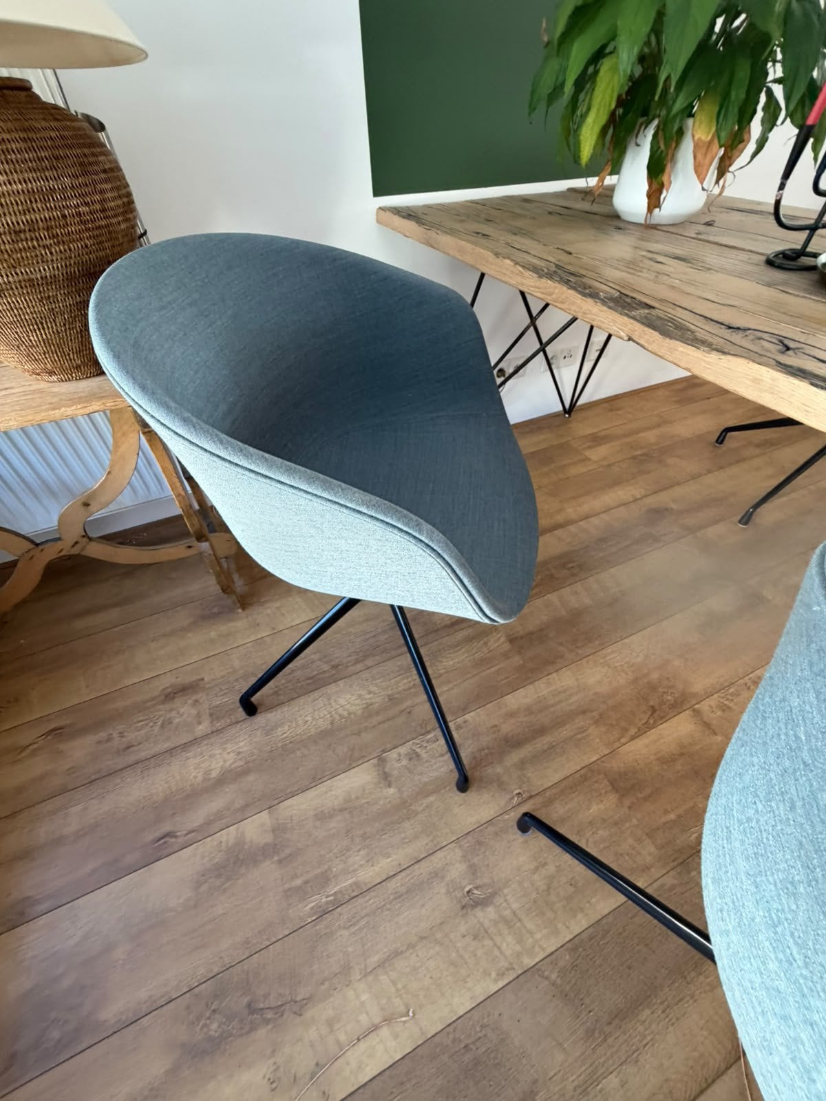 4 Designer eettafel stoelen (prijs per stoel), Ophalen, Zo goed als nieuw