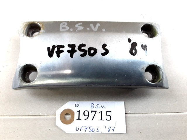 VF750S 1982 - 1983 Honda Beugel Beugel spatbord D1-37186
