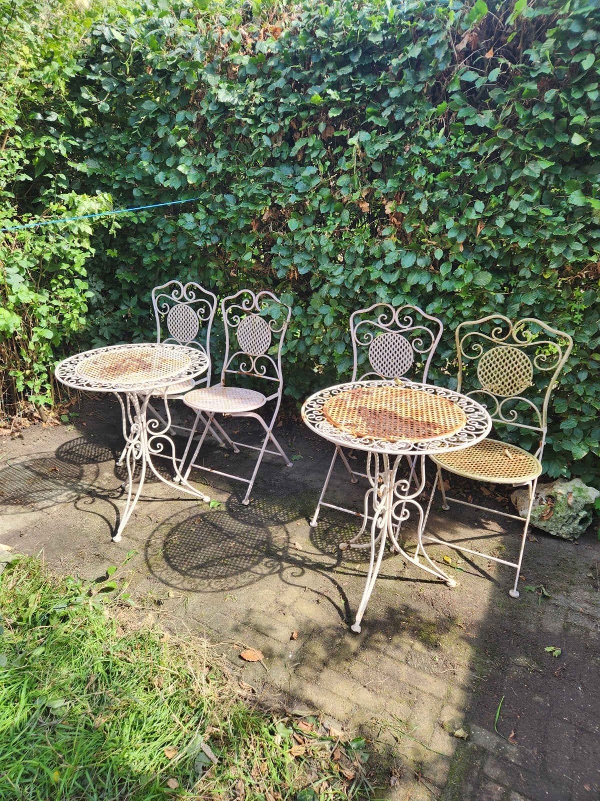 Vintage Tuinset - 2 Tafels en 4 Stoelen, Ophalen, Gebruikt, Tuinset, Eettafel