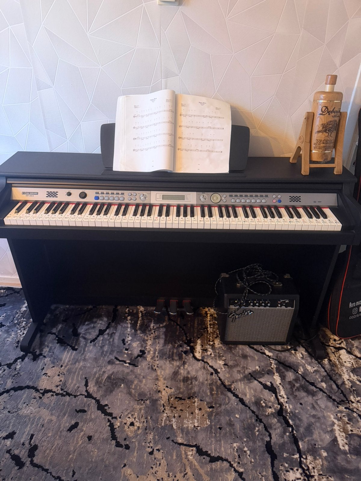 Elektrische piano, Muziek en Instrumenten, Piano's, Ophalen, Zo goed als nieuw, Zwart