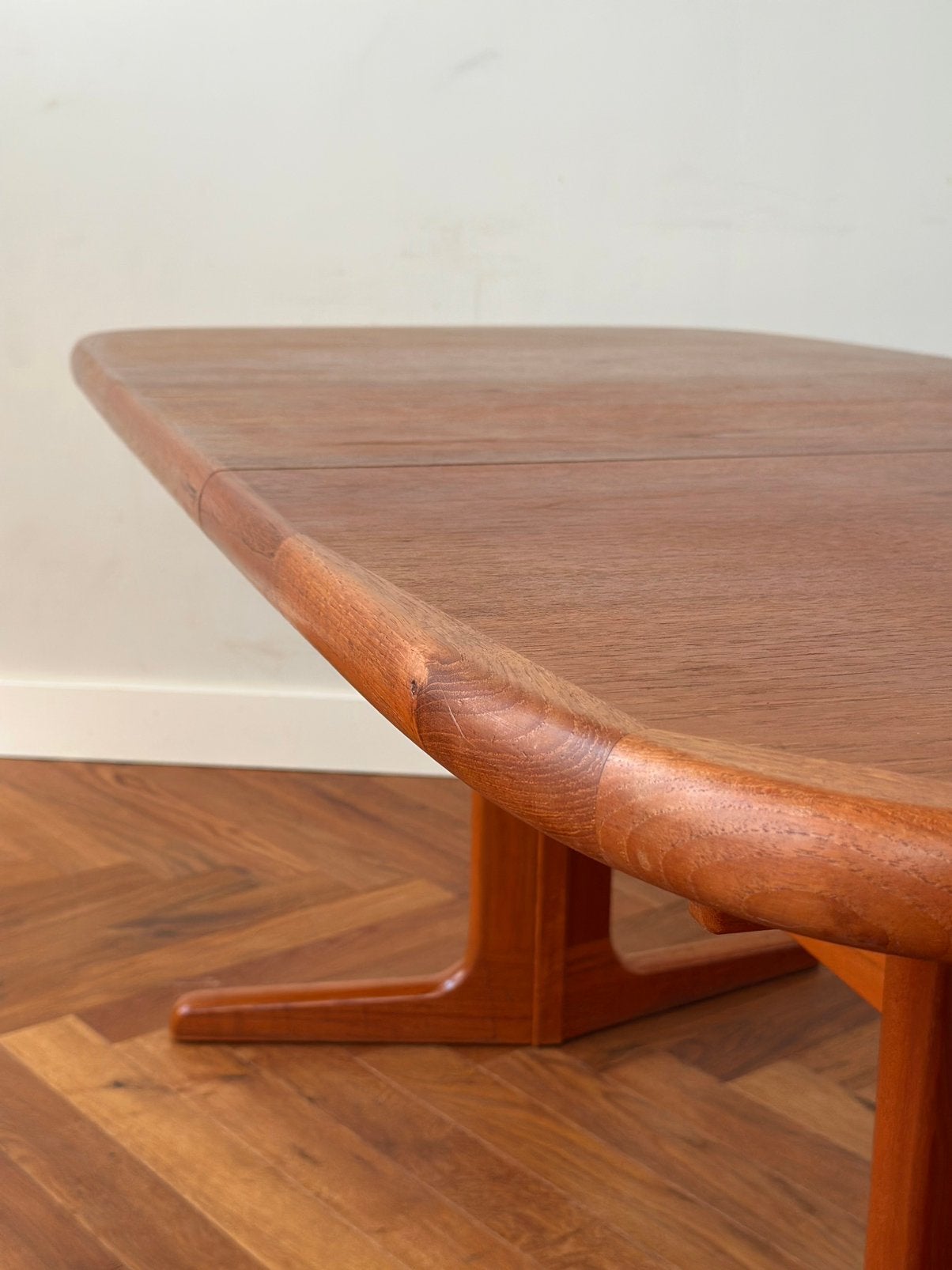 Vintage eetkamertafel deens ovaal teak hout jaren 50/60/70, Ophalen, Gebruikt, Teakhout, 50 tot 100 cm