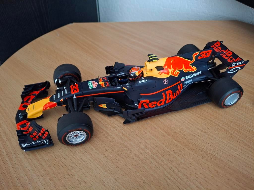Max Verstappen Red Bull RB13 2017 Maleisië Spark 1:18, Ophalen of Verzenden, Zo goed als nieuw, Auto, Overige merken