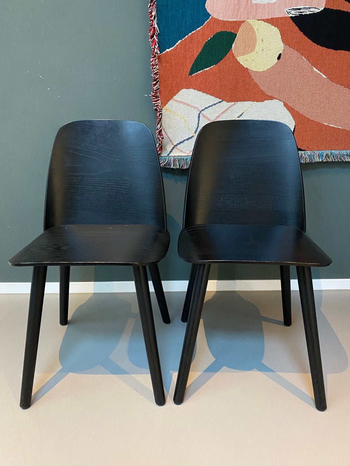 NERD stoelen van MUUTO. Zwart. 2 Stuks, Huis en Inrichting, Ophalen, Twee, Zwart, Zo goed als nieuw
