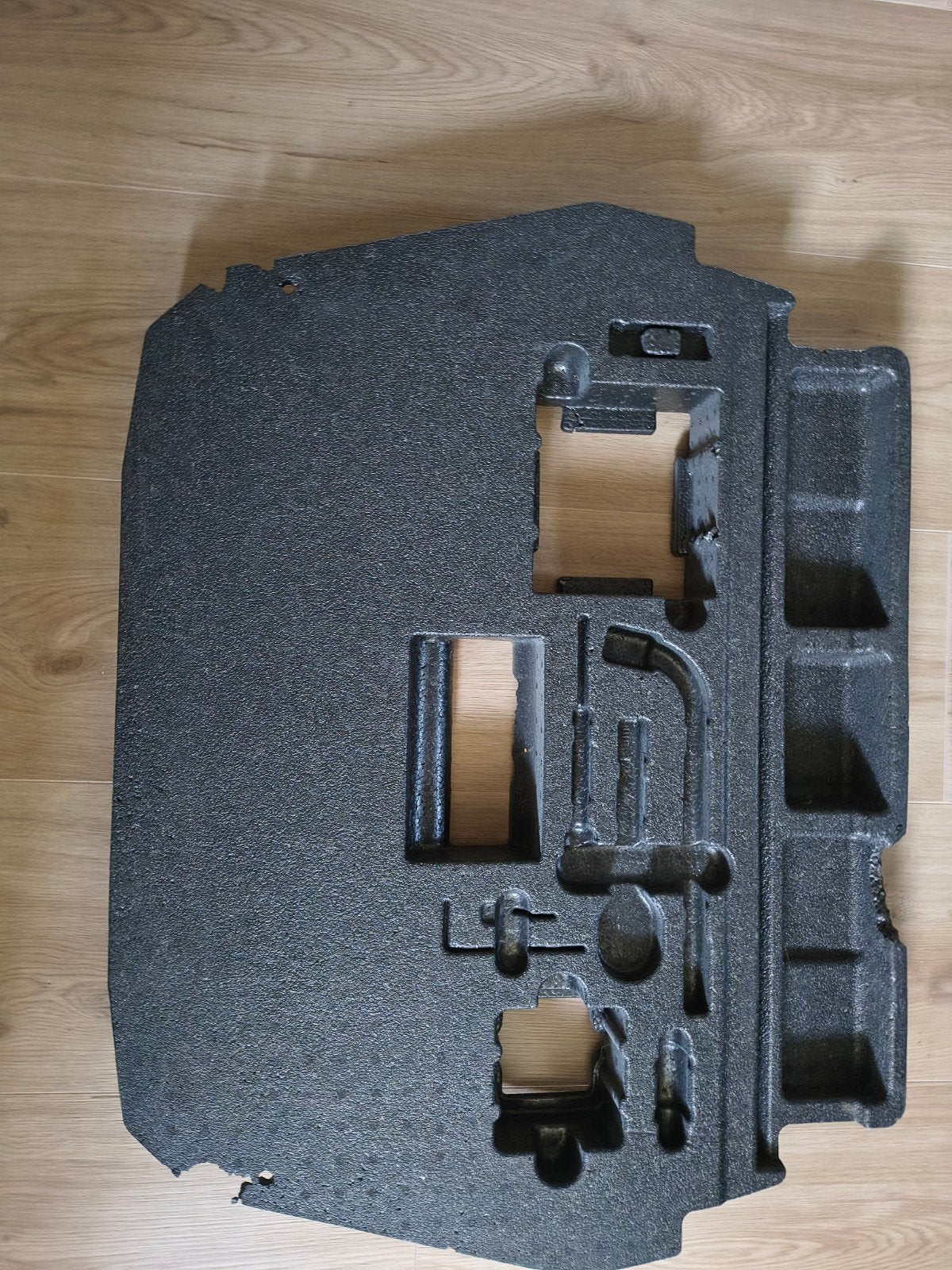 Piepschuim bak reservewiel opvulling Skoda Kodiaq, Ophalen, Gebruikt, Skoda