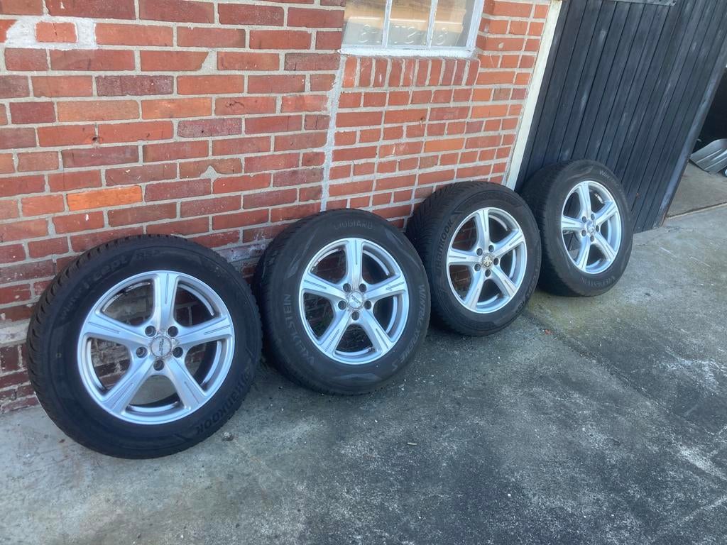 Peugeot set winterbanden op velg 215/60/R16, Ophalen, 16 inch, Banden en Velgen, Winterbanden